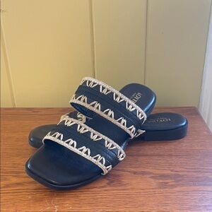 Lottini Italian Black and Cream Women's Sandals